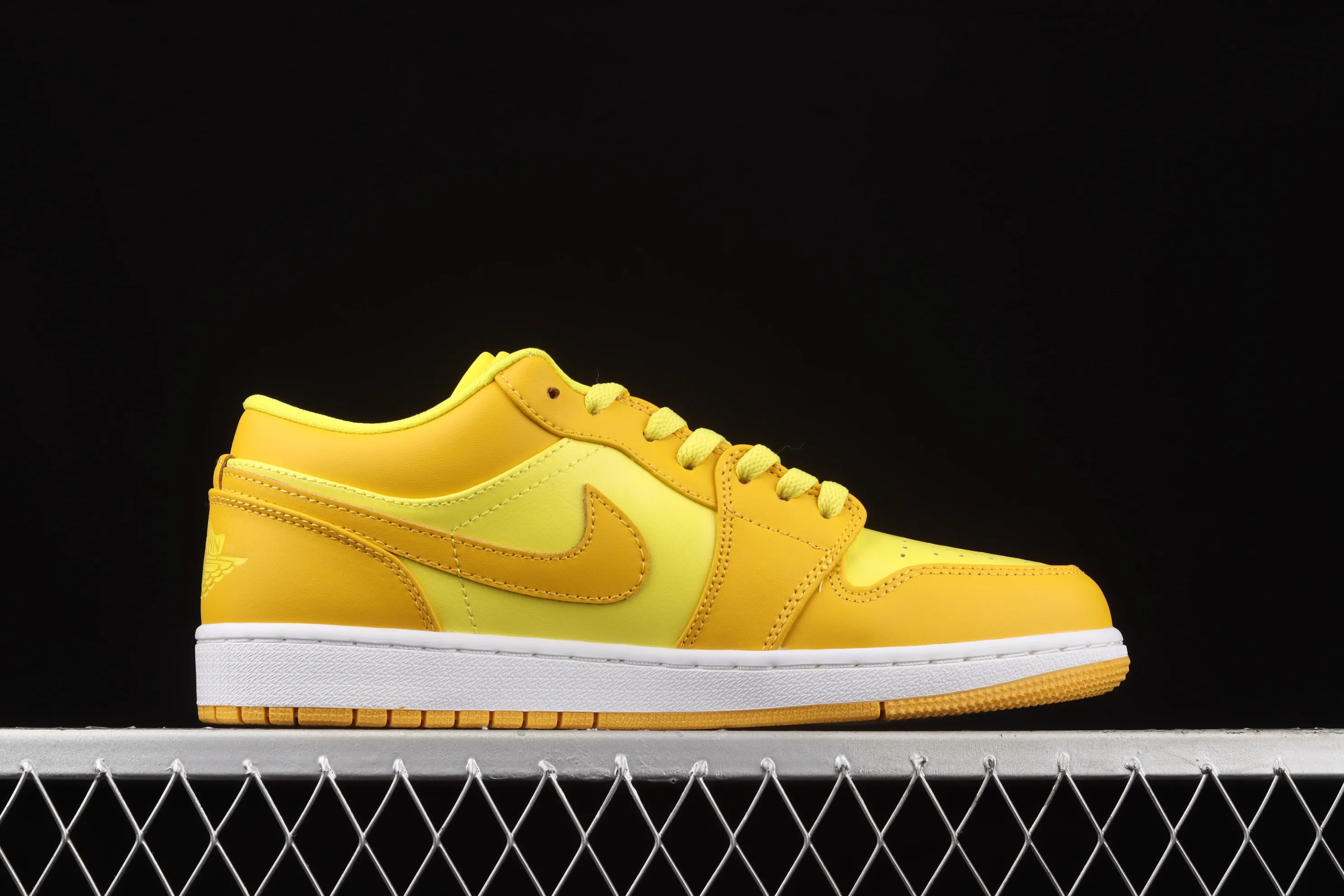 All categories Air Jordan Jordan series basketball shoes Air Jordan 1 Low Air Jordan 1 Low AJ1 Joe 1 lemon yellow low-top cultural and leisure sports sneakers DN6998-700